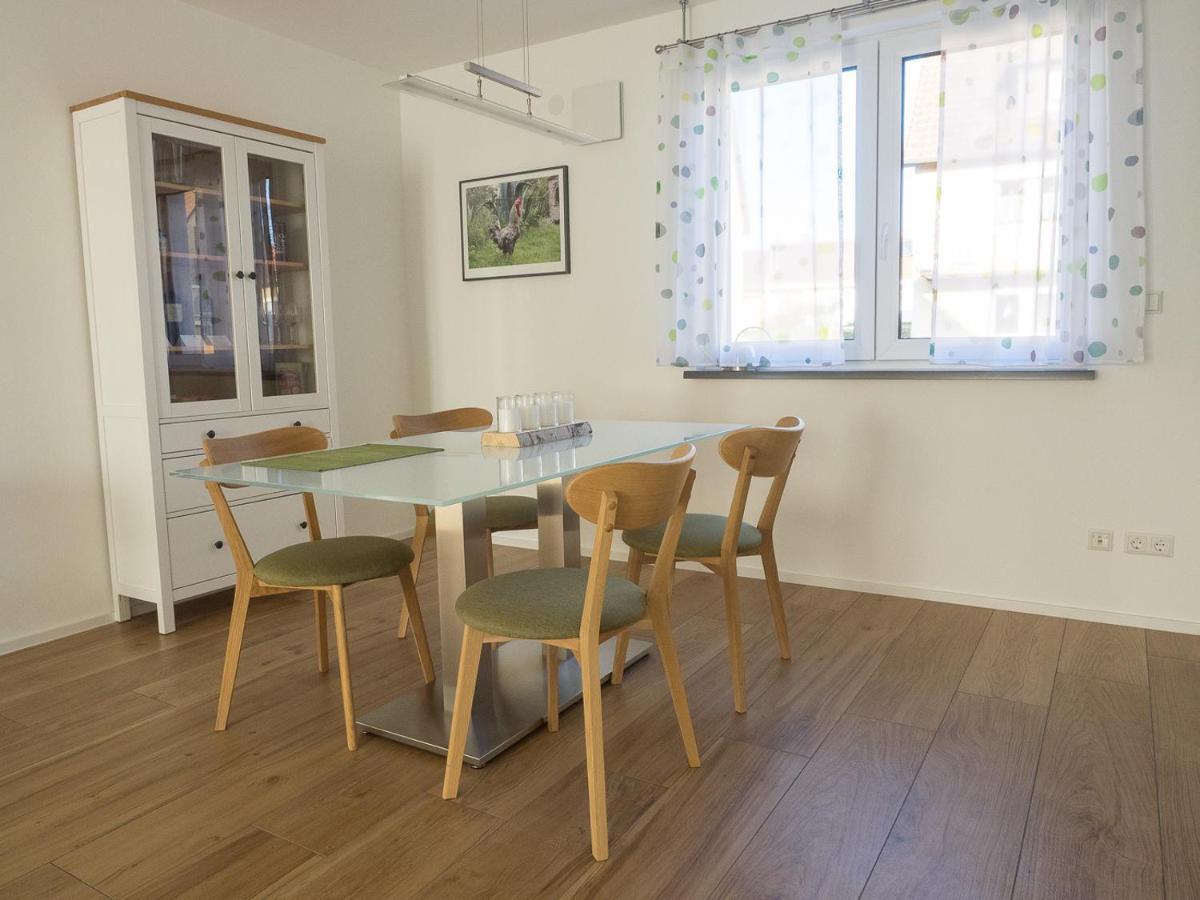 16Lilien Apartmentwohnung Waiblingen  Esterno foto